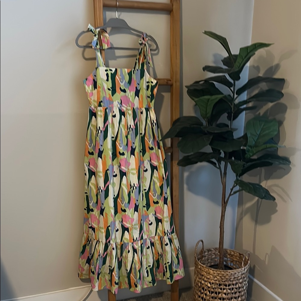 * NWT* THML Multicolor Abstract Maxi Dress